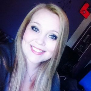 Meet your Posher, Courtney