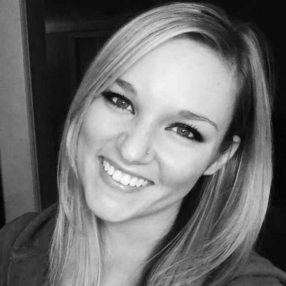 Meet your Posher, Stacy