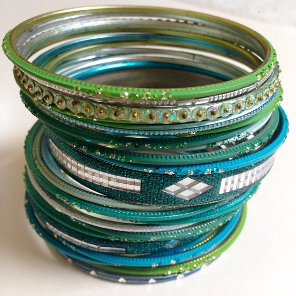 Jewelry - Bangles