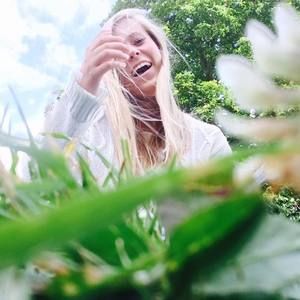 Meet your Posher, Isabel