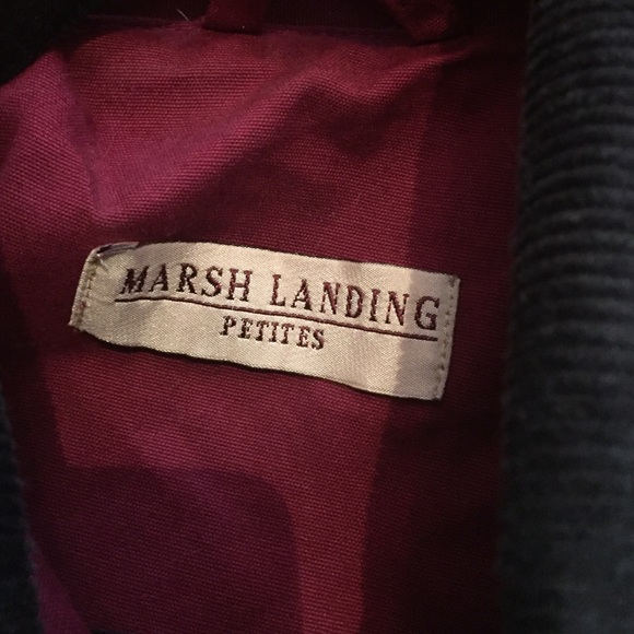 Women's Jacket - Picture 3 of 4