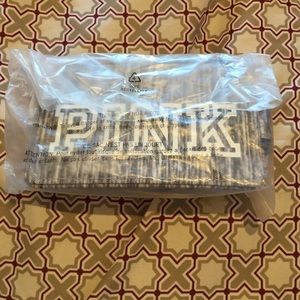 Gray lanyard new with tags and plastic