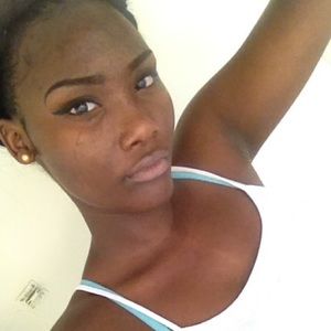 Meet your Posher, Kelvaneshia