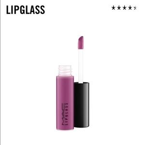 MAC lipglass in Rebel