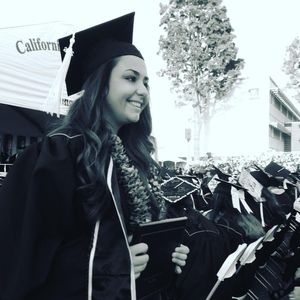 Meet your Posher, Caitlin