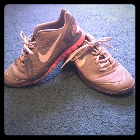Nike free runs