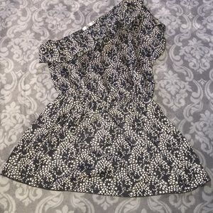 Women's one should top