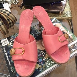Chanel light pink leather sandals