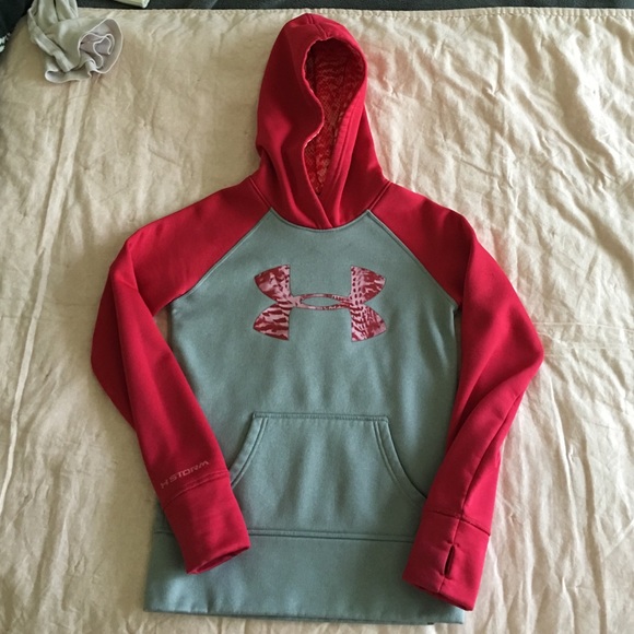 Under Armour Other - Girls under armour hoodie