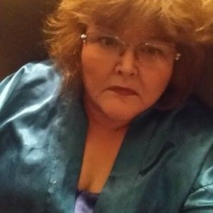 Meet your Posher, Deb