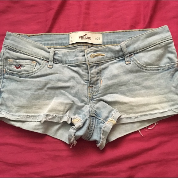 Hollister Short Shorts - Picture 3 of 4