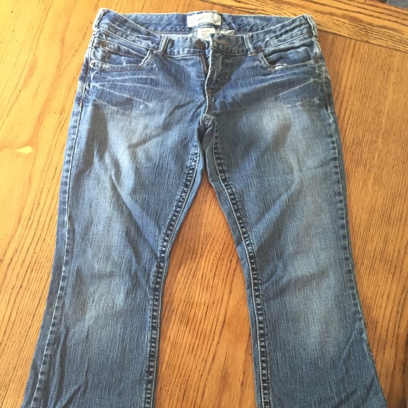 Flare denim jeans. Size 5/6 short