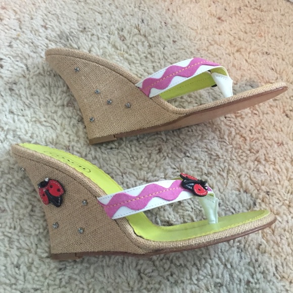 SALE Coach Ladybug Suede pink/white Sandal 9 - Picture 2 of 4