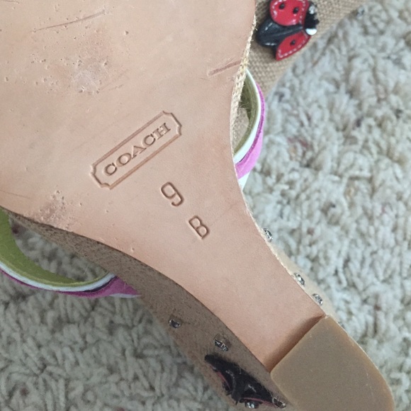 SALE Coach Ladybug Suede pink/white Sandal 9 - Picture 4 of 4