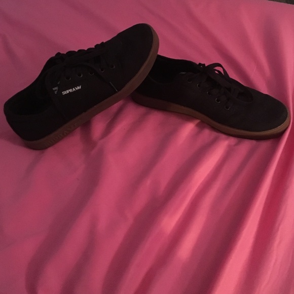Black with bubble gum bottom supra sneaker