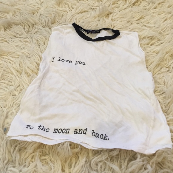 Brandy Melville Tops - Brandy Melville sleeveless top