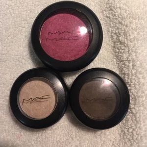 Mac Eyeshadow lot. Brun, shroom, tease with ease