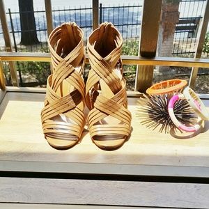💥SOLD💥Tory Burch Leather Sandals