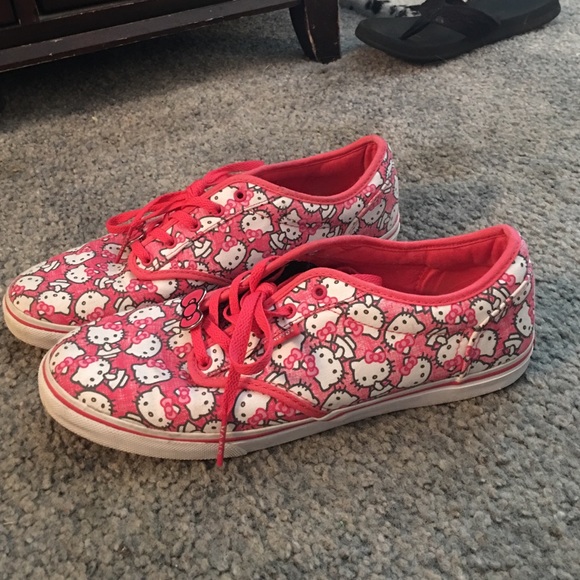 Hello Kitty Vans