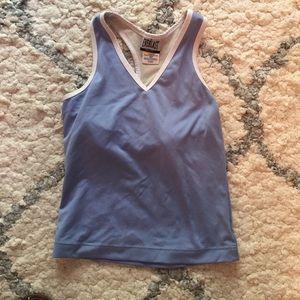 Adorable (small) stretchy workout tank