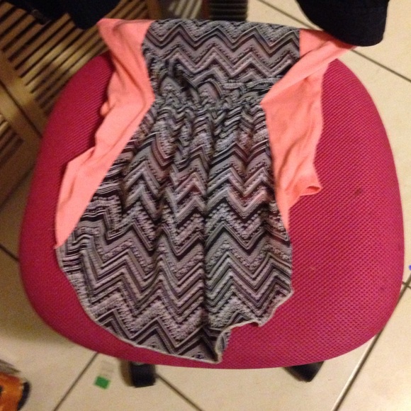 T shirt - Picture 2 of 2