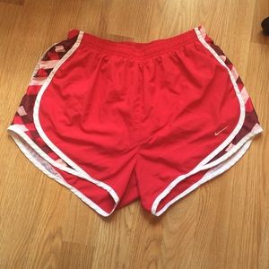 Nike shorts sz M