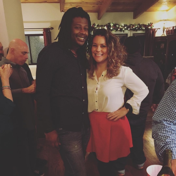 Meet your Posher, Dennell - Picture 1 of 1