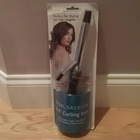3/4 Curling Iron❤️ - Picture 1 of 2