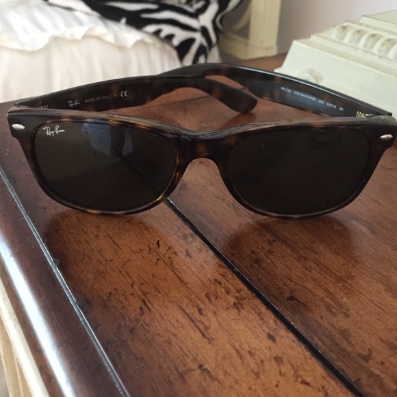 Rayban wayfarer sunglasses