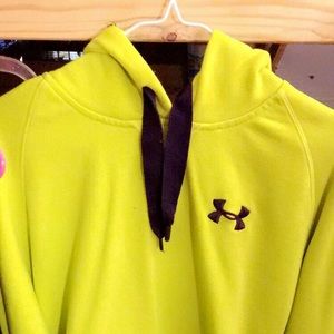 Women's under Armour hoodie