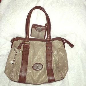 Fossil bag with wallet