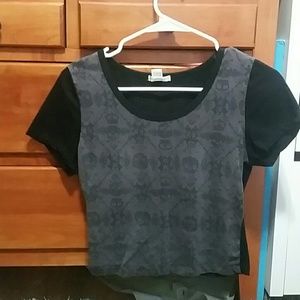 Black crop top