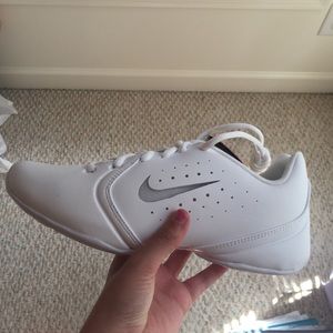 White nike cheer shoes