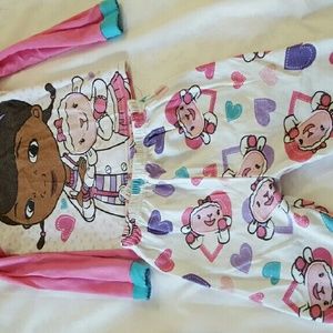 Doc Mcstuffins Girls pajamas