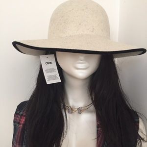 🆕 ASOS Felt Floppy Hat with Velvet Bound Edge