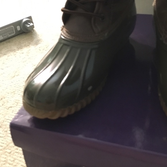 NIB SteveMadden madden girl duckboot - Picture 2 of 3