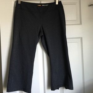 Super cute LUCY lotus yoga pant