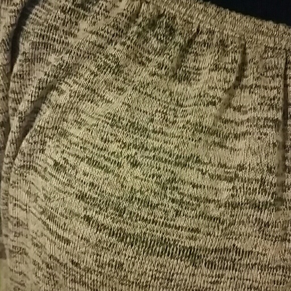 Forever 21 blouson top - Picture 3 of 3