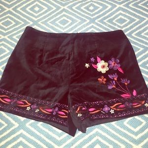 Forever 21 high waisted floral shorts!!