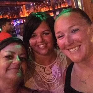 Meet your Posher, Candice