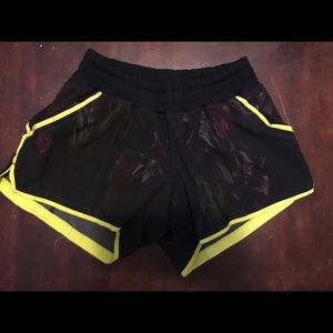 Euc Shake and break shorts