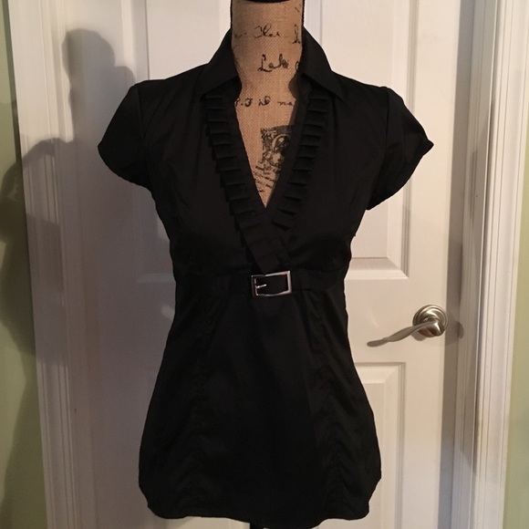 Express Tops - Express size small short sleeve top