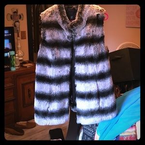 Fur vest