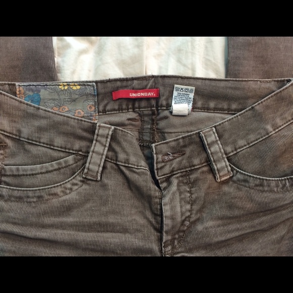 Union Bay brown corduroys