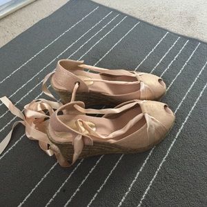 Ballerina wedge shoes