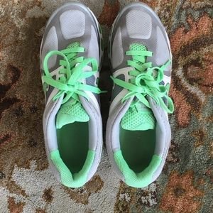 Nike flywire