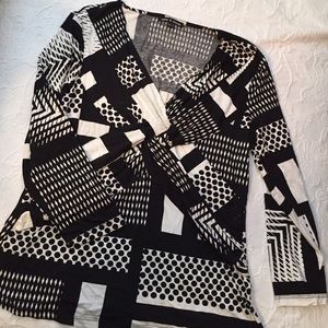 3/4 sleeve soft knit top woven knot detail