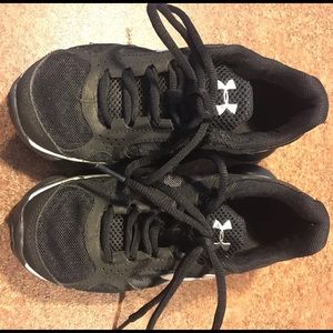 Boys size 13 Under Armour shoes