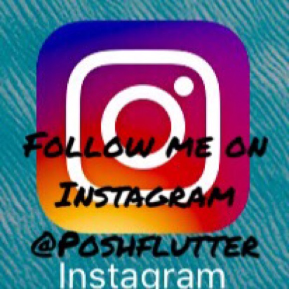 Follow me on Instagram @poshflutter - Picture 1 of 1
