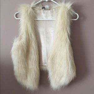 Fur vest